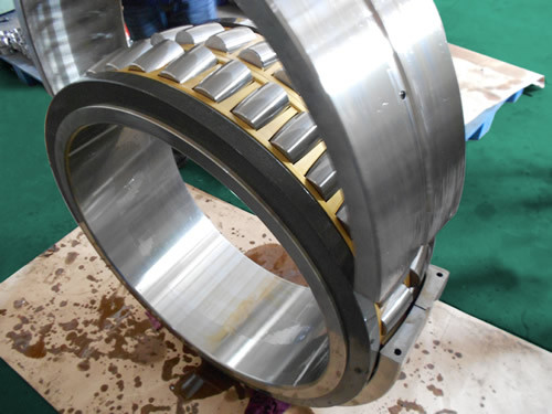 China Split spherical roller bearing BS2B243126 supplier